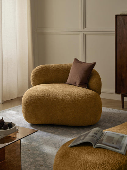 Alba Lounge Chair in Teddy Bouclé