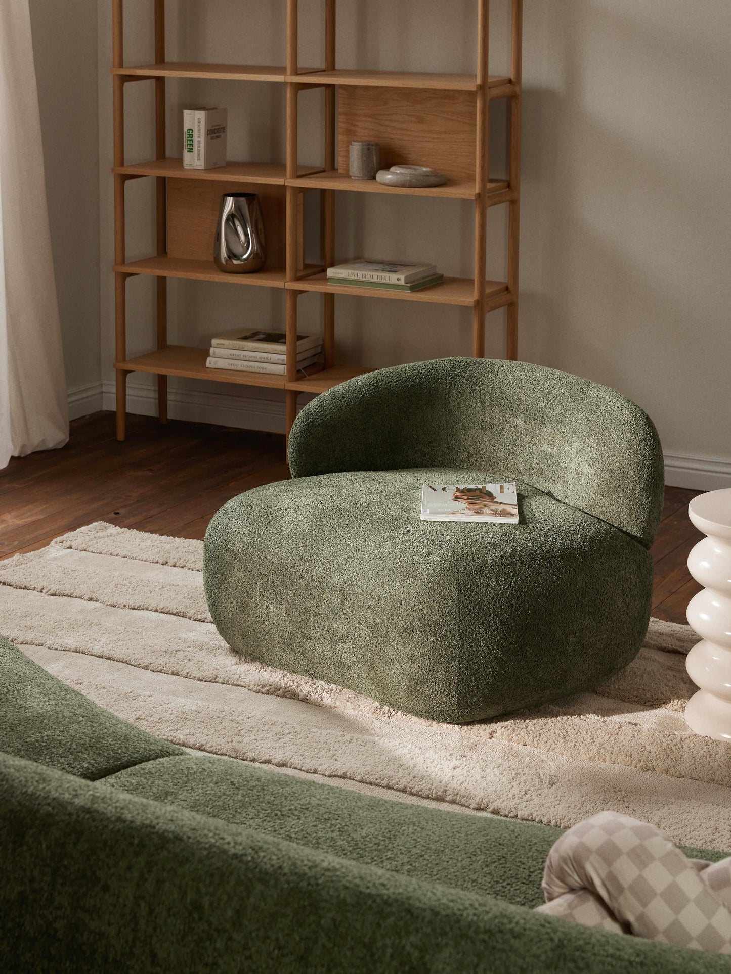 Alba Lounge Chair in Teddy Bouclé