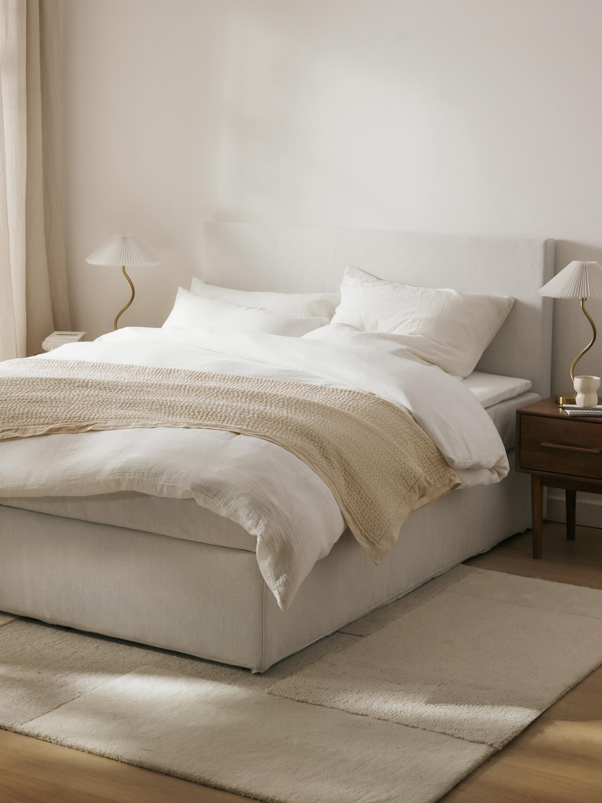 Eliza Bed with Box Spring