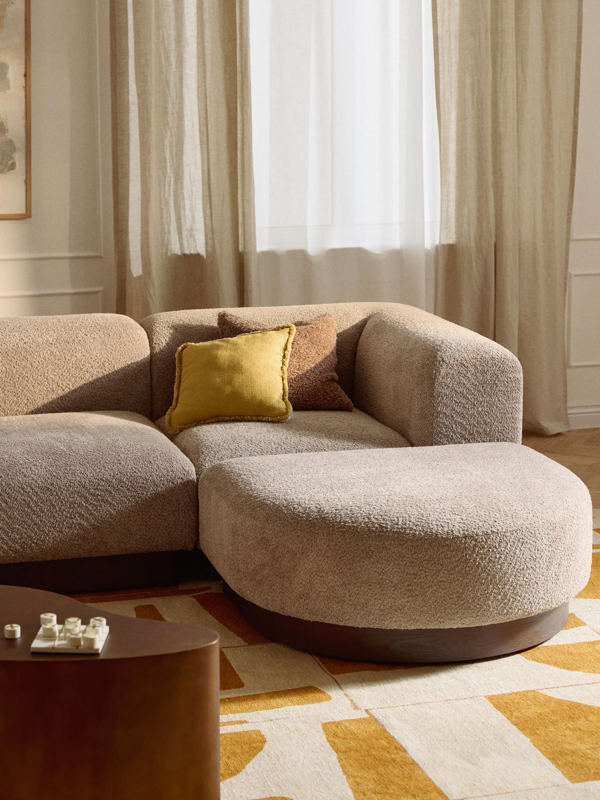 Natalie Corner Section in Teddy Bouclé