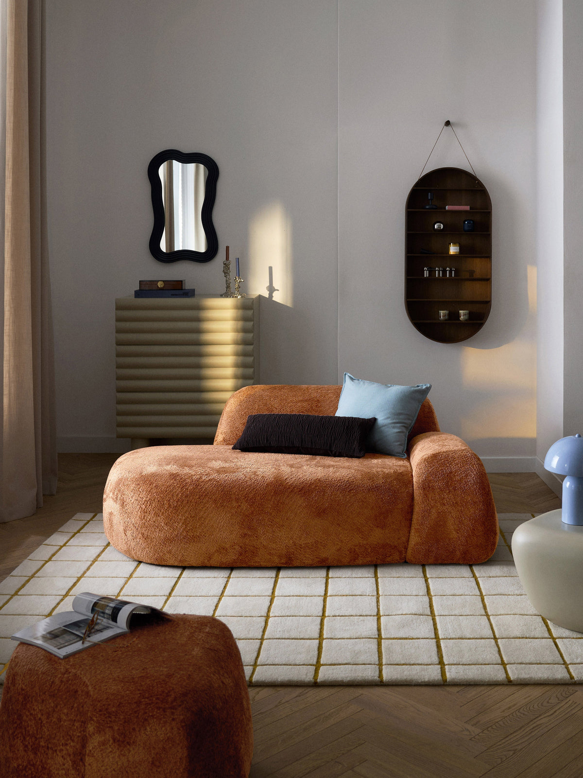 Wolke 2-Seater Sofa in Teddy Bouclé with Chaise Longue