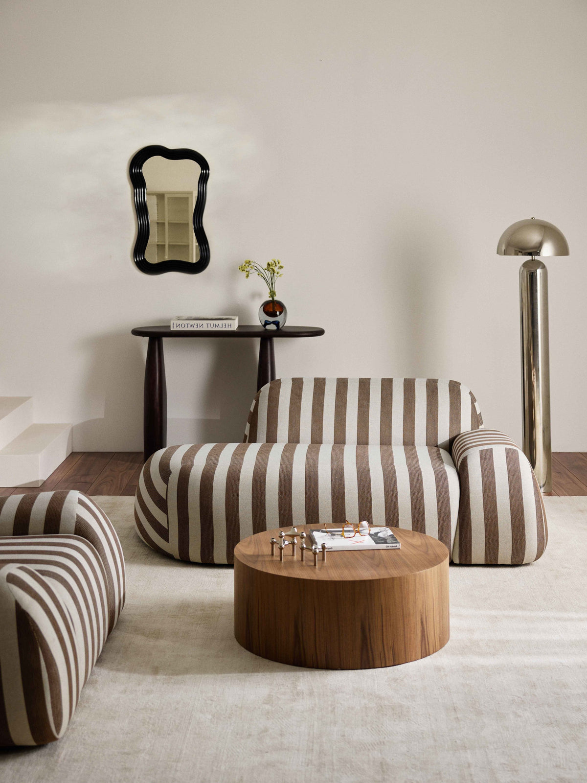 Wolke 2-Seater Striped Sofa with Chaise Longue