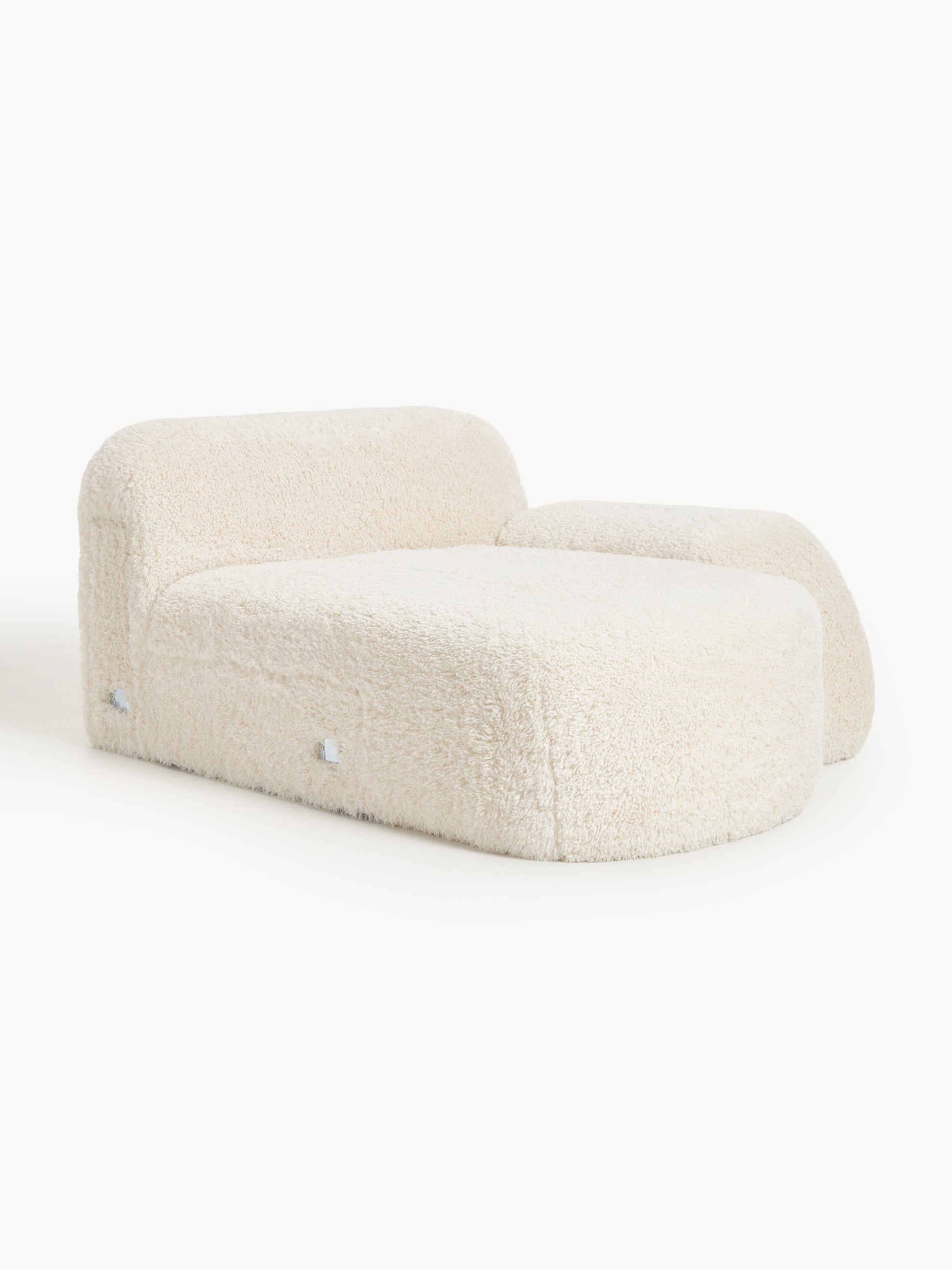 Wolke Chaise in Teddy Fabric